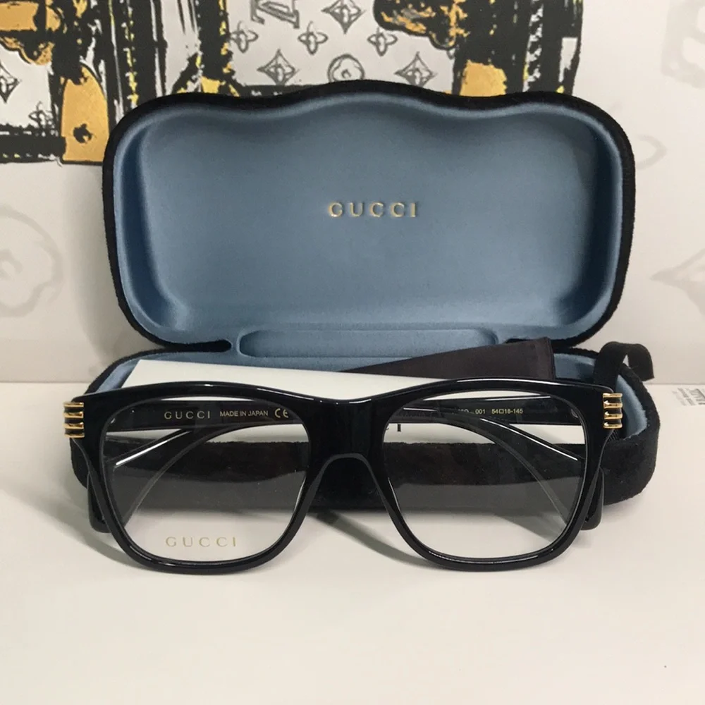 Gucci Black Oversized Square Sunglasses GG0526o 001